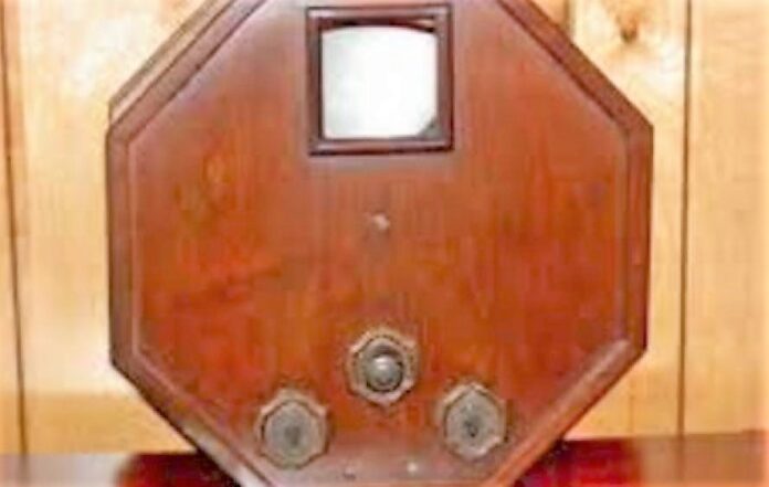 1928-octagon Η πρώτη τηλεόραση
